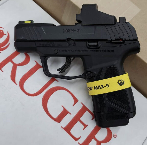 Ruger MAX-9, ruger max-9 review, ruger max-9 problems, ruger max-9 holster, ruger max-9 extended magazine 15 round, ruger max-9 accessories